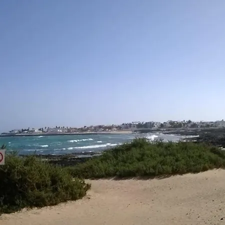 Apartamento Waikiki A Dos Pasos De La Playa De Appartamento