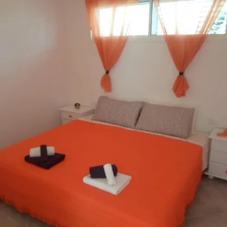 Appartamento Apartamento Waikiki A Dos Pasos De La Playa De *