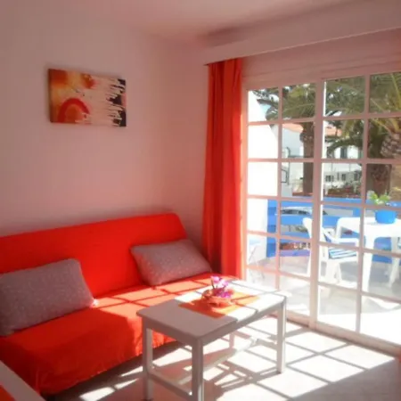 Apartamento Waikiki A Dos Pasos De La Playa De