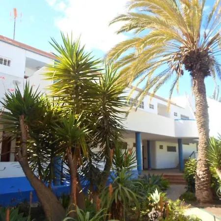 Apartamento Waikiki A Dos Pasos De La Playa De 아파트 코라레호