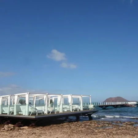 아파트 Apartamento Waikiki A Dos Pasos De La Playa De 코라레호